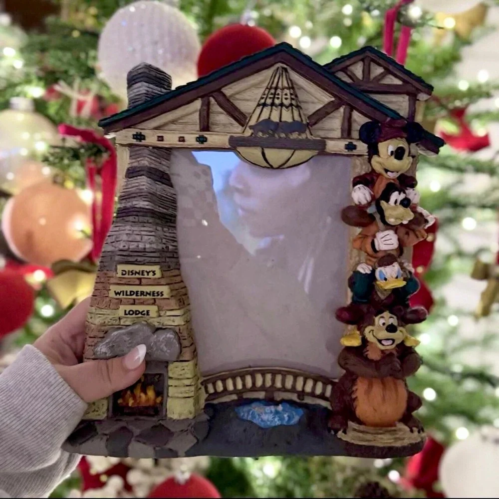 Disney Wilderness Lodge Resort Mickey Friends 5x7 Photo Picture Frame Goofy Duck